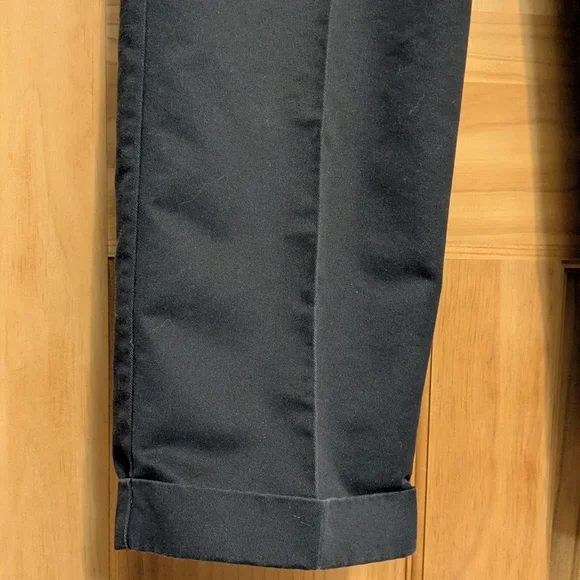 Dockers D4 Khaki Pants Men's 36x30 Black Classic Fit Pleated Relaxed Straight - Picture 8 of 10